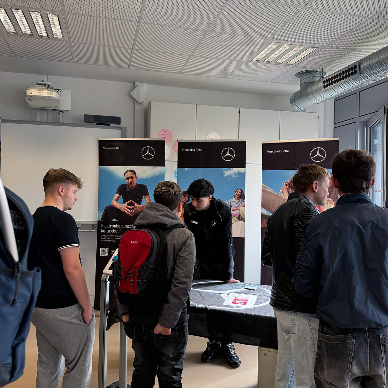 Impressionen zur Berufsmesse 2026 an der LGS 16.jpg