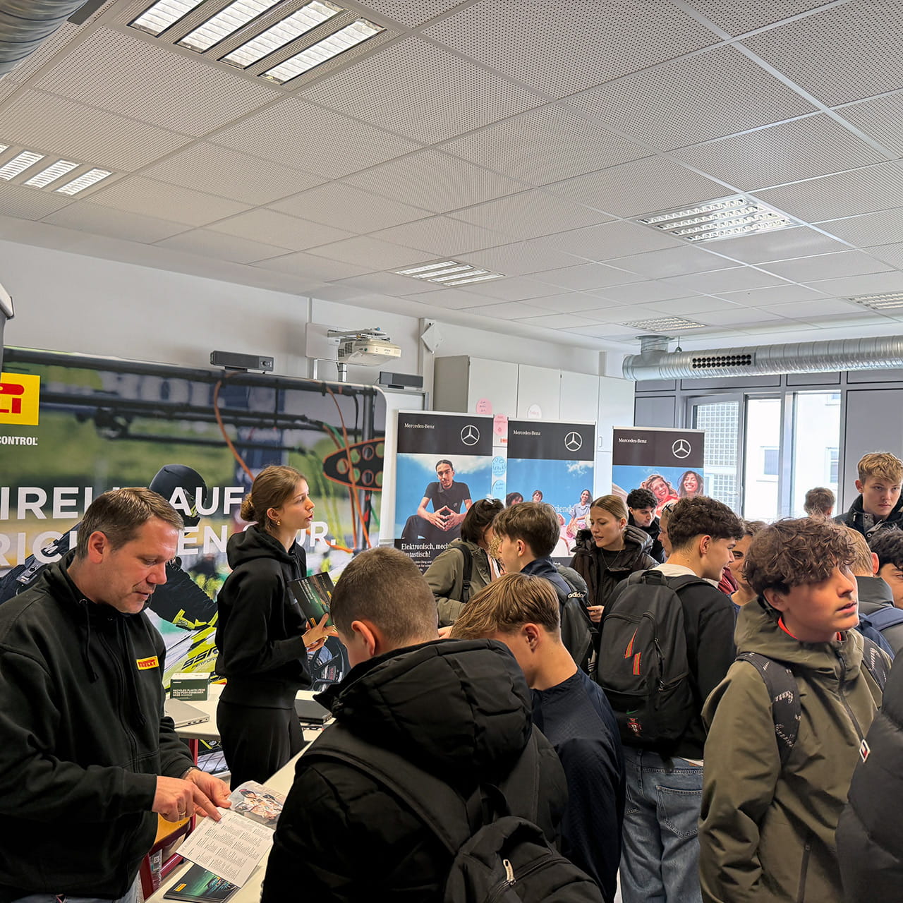Impressionen zur Berufsmesse 2026 an der LGS 10.jpg